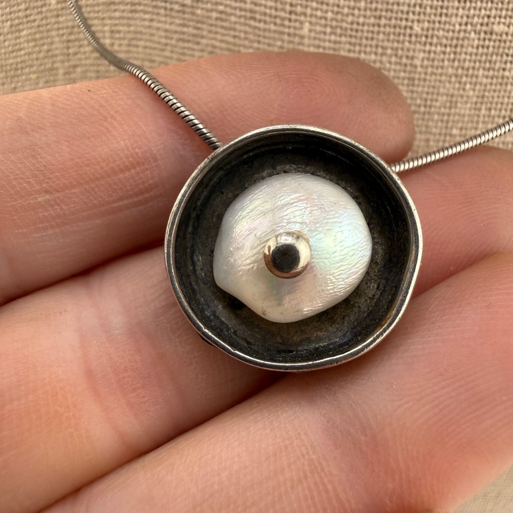 Silpada Necklace Silver Mabe Pearl Pendant Snake Chain 18in